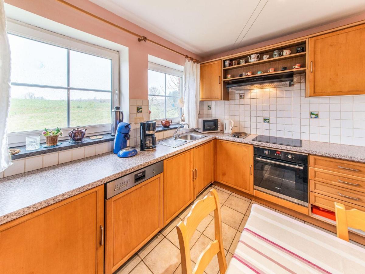 Beautiful Farmhouse In Brisy With Sauna ภายนอก รูปภาพ