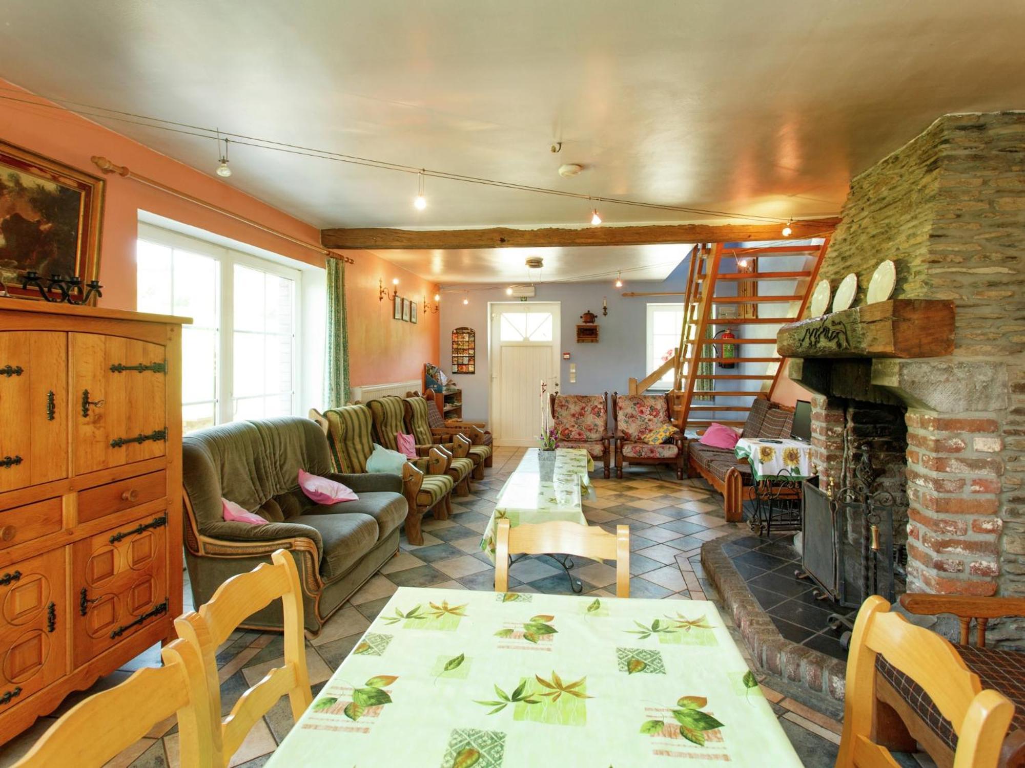Beautiful Farmhouse In Brisy With Sauna ภายนอก รูปภาพ
